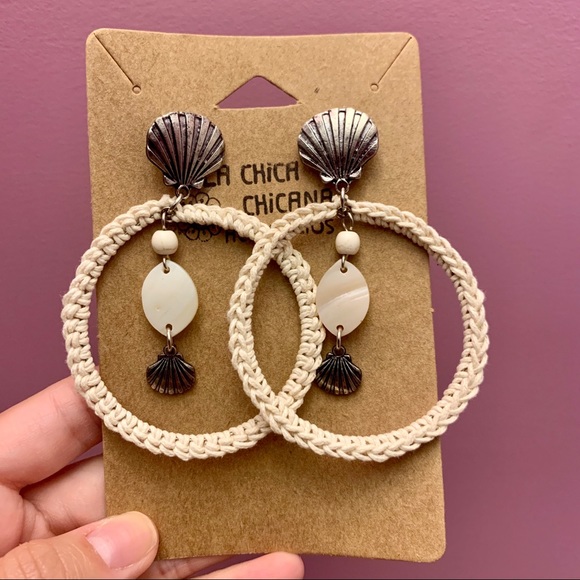 Shell Statement Earrings - Picture 2 of 6